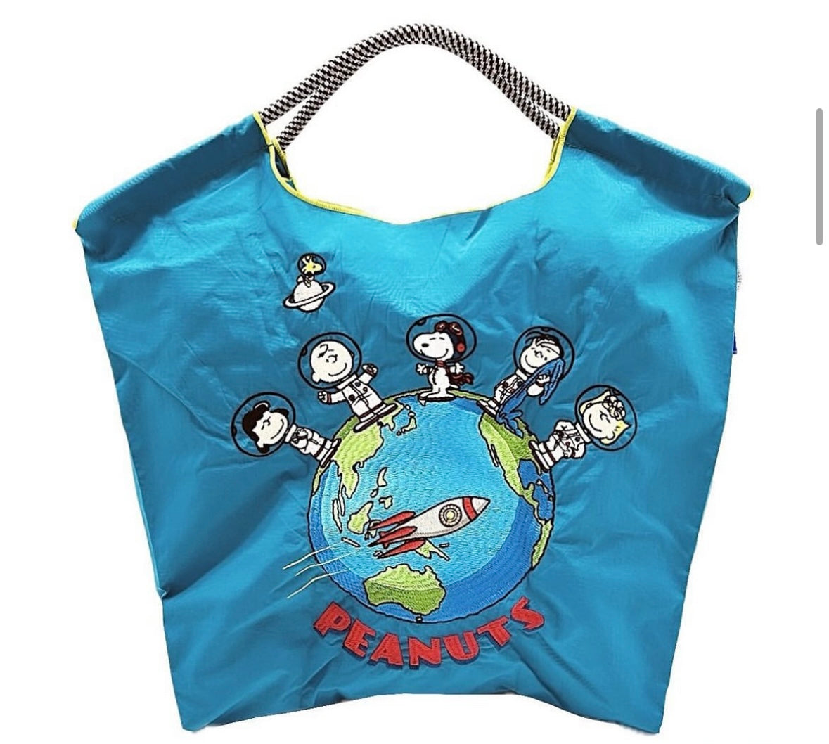 Ball & Chain Shoulder Bag (Snoopy) Limited Edition M size